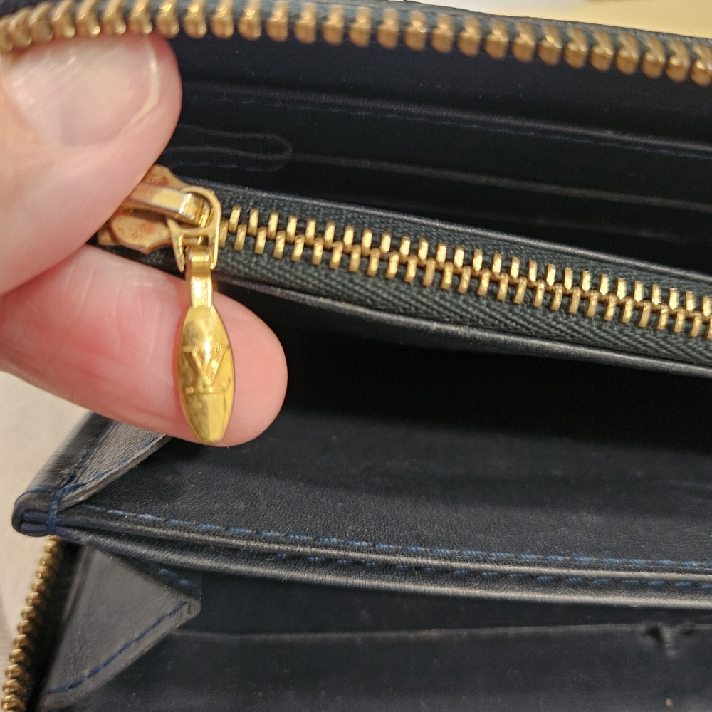 LOUIS VUITTON Vernis Zippy Long Wallet - Picture 11 of 15